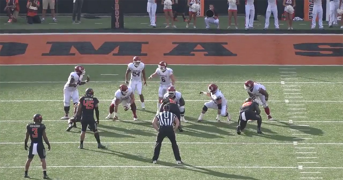 baker-mayfield-protection.jpg
